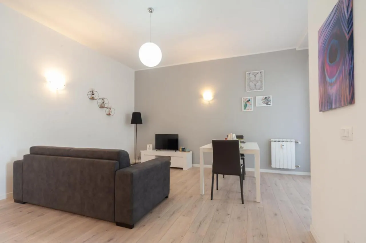 Сasa de vacaciones Villa Roma Hub Two